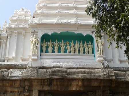 Taxi in Tirupati Nagalapuram Temple